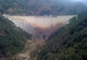 Quan Endesa talla literalment el riu Ter mig kilòmetre des de la presa de Susqueda fins al Pasteral (16 gener 2013) Foto_Pau M